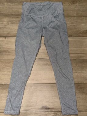 Danskin black and white Striped Performance Leggings w/ side pocket size small